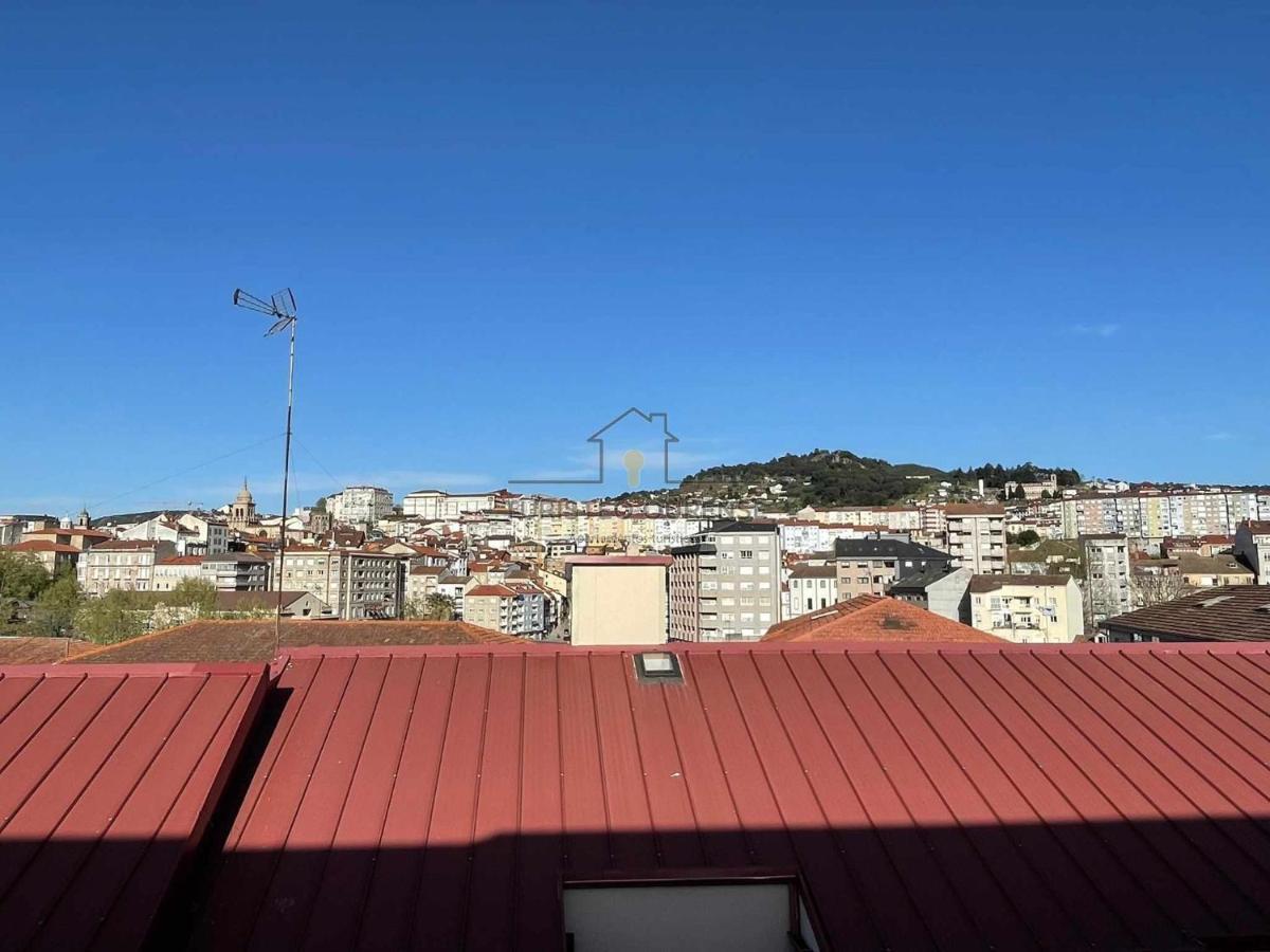 O Cuarto De Abastos Lägenhet Ourense Exteriör bild